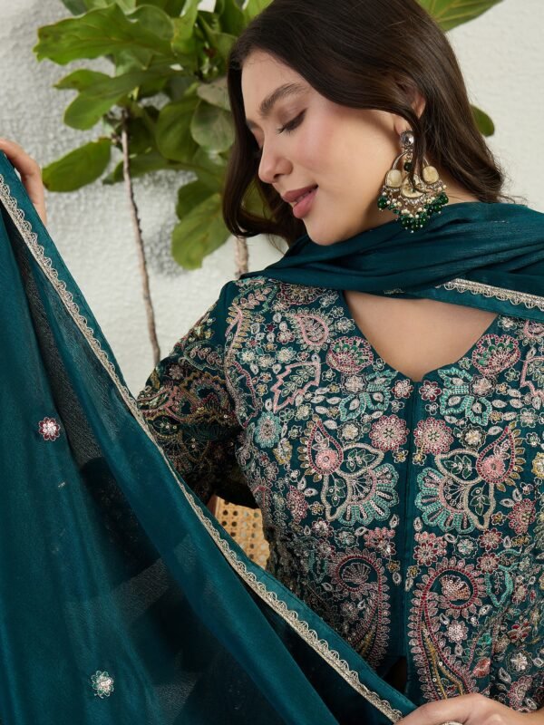 Elegant Emerald Green Embroidered Kurta Palazzo Set