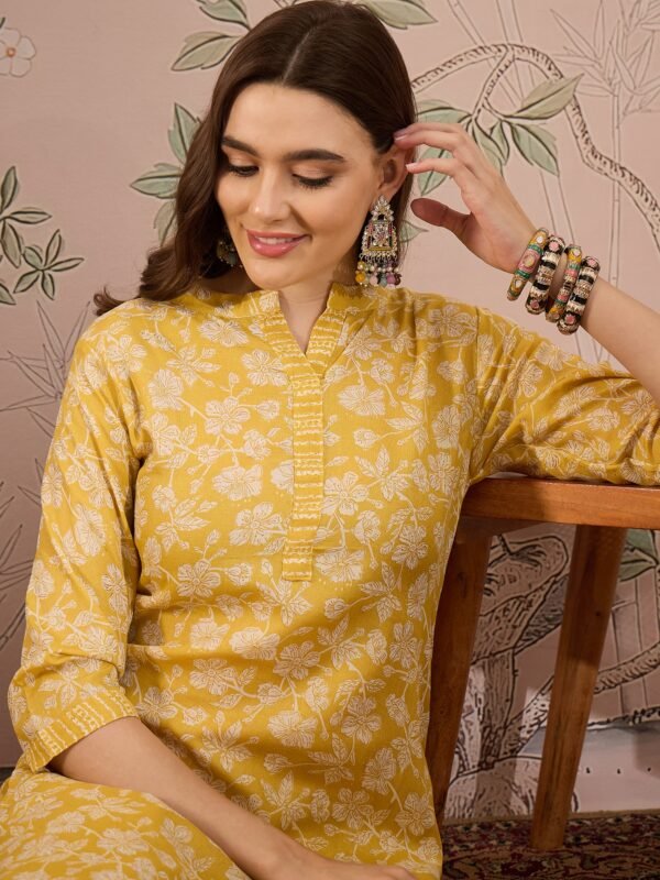 Refreshing Peach Bandhani Printed Cotton Co-Ord Set