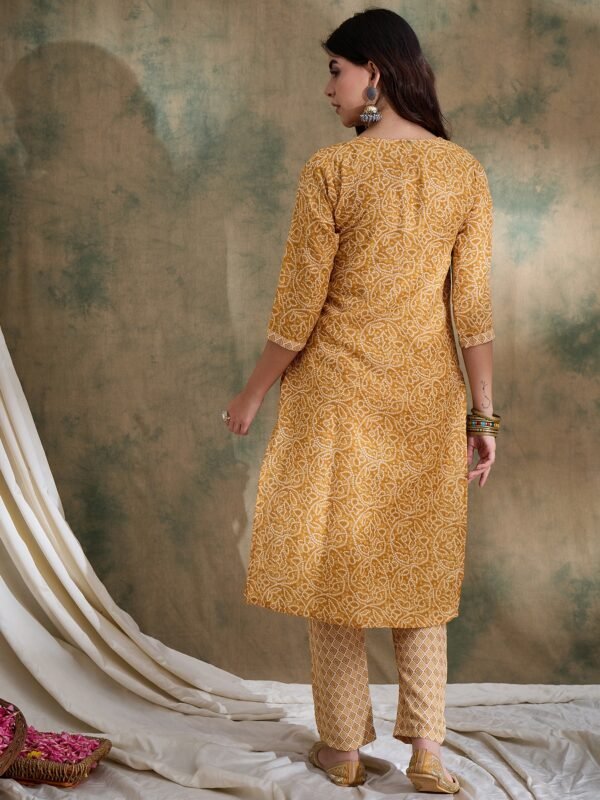 Green Printed Straight Kurta with Bottom – Notch Neck, 3/4 Sleeve Stitched Cotton Set